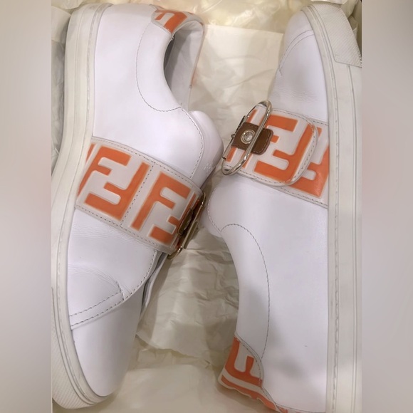 Fendi slip on sneaker - Picture 1 of 2